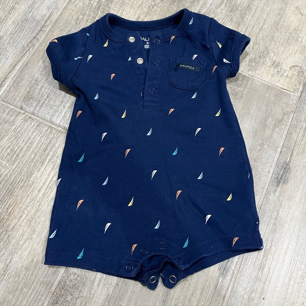 Nautica | Boys Bodysuit Sz 0 to 3 months